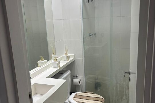 Banheiro de apartamento à venda com 1 quarto, 24m² em Sacoma, São Paulo