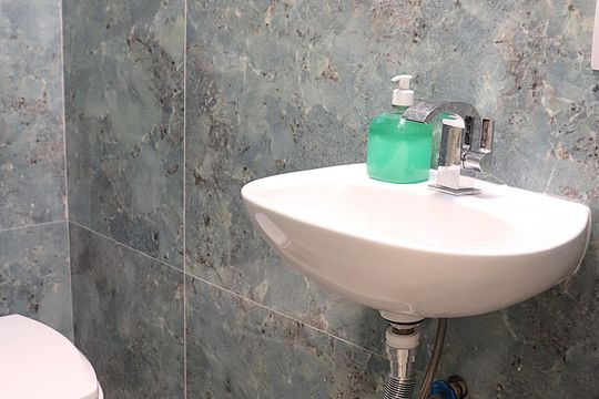Banheiro Social de apartamento à venda com 2 quartos, 105m² em Bela Vista, São Paulo
