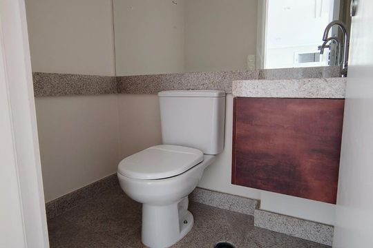 Apartamento para alugar com 3 quartos, 141m² em Vila Gumercindo, São Paulo