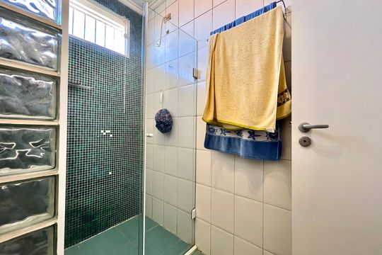 Banheiro de casa à venda com 3 quartos, 134m² em Jabaquara, São Paulo