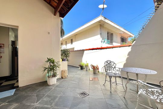 Área externa de casa à venda com 3 quartos, 134m² em Jabaquara, São Paulo