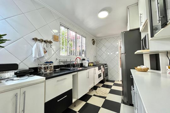 Cozinha de casa à venda com 3 quartos, 134m² em Jabaquara, São Paulo