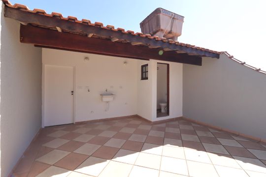 Área de Serviço de casa à venda com 3 quartos, 250m² em Parque Capuava, Santo André