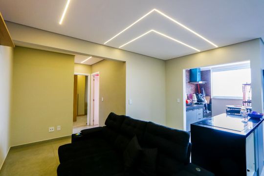Sala de apartamento à venda com 2 quartos, 55m² em Campestre, Santo André
