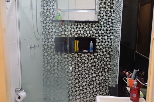 Banheiro de apartamento à venda com 3 quartos, 105m² em Icaraí, Niterói