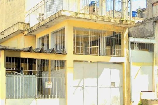 Fachada de casa à venda com 3 quartos, 140m² em Vila Progresso (Zona Leste), São Paulo