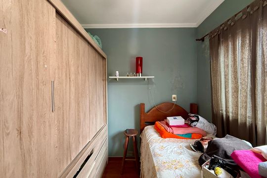 Quarto 2 de casa à venda com 2 quartos, 304m² em Jardim São Luís, São Paulo