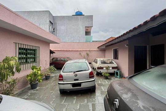 Quintal  de casa à venda com 2 quartos, 304m² em Jardim São Luís, São Paulo