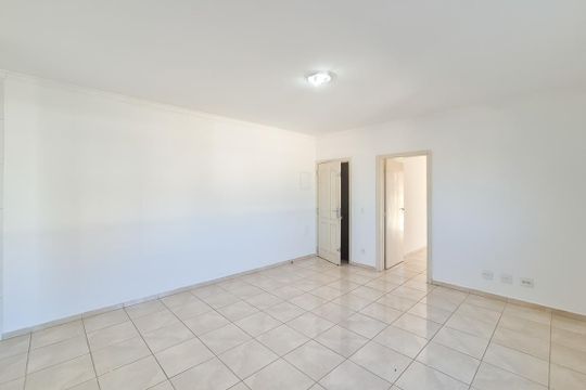 Sala de casa para alugar com 3 quartos, 250m² em Ferrazópolis, São Bernardo do Campo