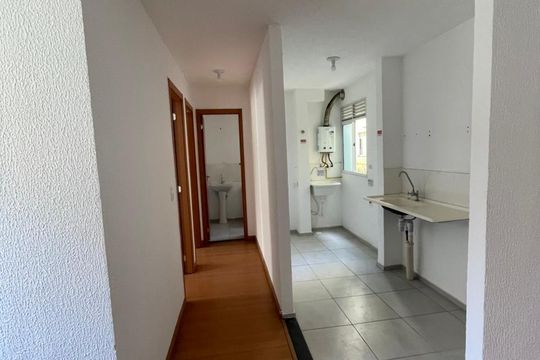 Apartamento para alugar com 2 quartos, 45m² em Santa Cruz, Rio de Janeiro