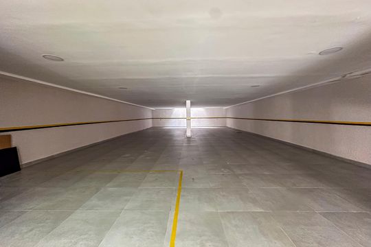 Garagem de apartamento à venda com 3 quartos, 110m² em Paraíso, Santo André