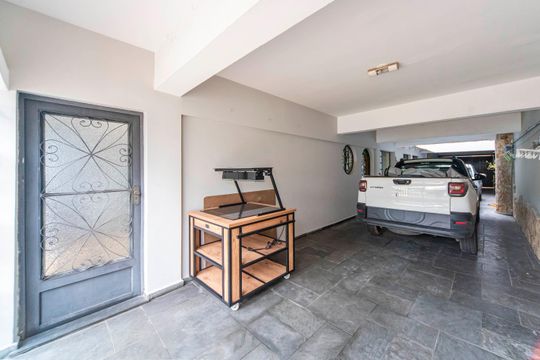 Garagem de casa à venda com 3 quartos, 420m² em Campestre, Santo André