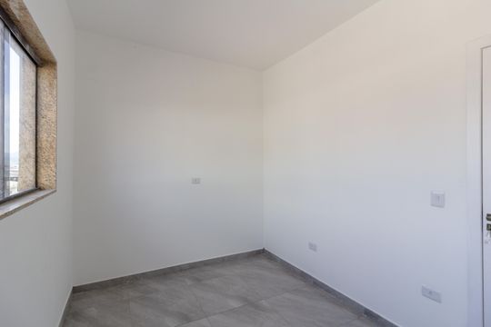 Quarto 1 de casa para alugar com 2 quartos, 60m² em Jardim Presidente Dutra, Guarulhos