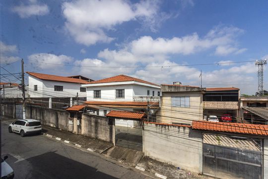 Quarto 1 - vista de casa para alugar com 2 quartos, 60m² em Jardim Presidente Dutra, Guarulhos