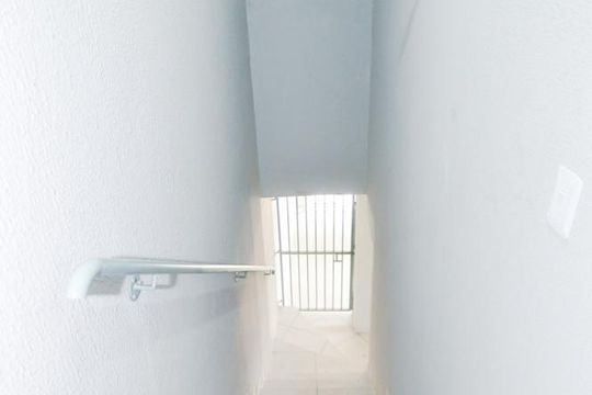 Entrada Social  de casa para alugar com 2 quartos, 60m² em Jardim Presidente Dutra, Guarulhos