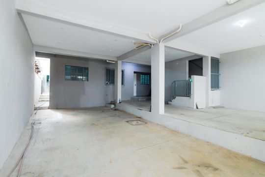 Garagem de casa para alugar com 2 quartos, 60m² em Jardim Presidente Dutra, Guarulhos
