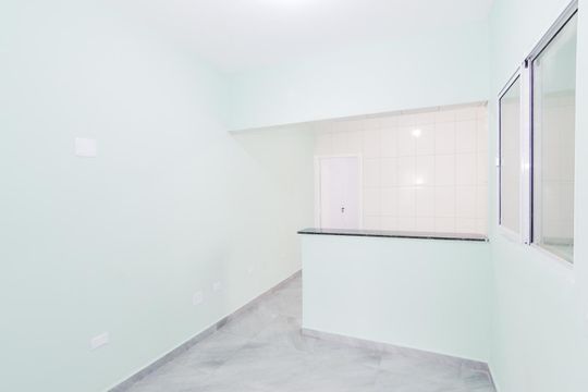 Sala de casa para alugar com 2 quartos, 60m² em Jardim Presidente Dutra, Guarulhos