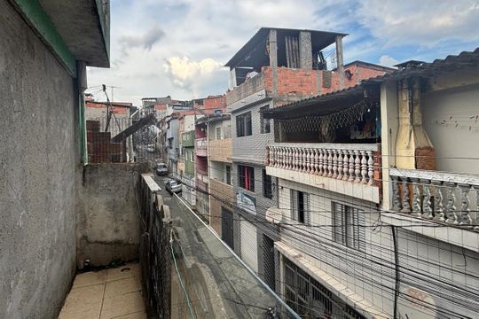 Casa 2 - Quarto  - varanda  de casa à venda com 4 quartos, 50m² em Conjunto Habitacional Calux, São Bernardo do Campo
