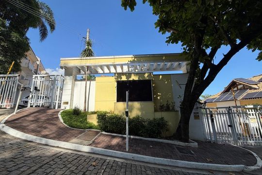 Fachada de casa de condomínio à venda com 4 quartos, 208m² em Freguesia (jacarepaguá), Rio de Janeiro