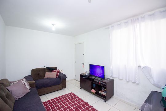 Sala de apartamento à venda com 2 quartos, 70m² em Parque Maracana, Contagem