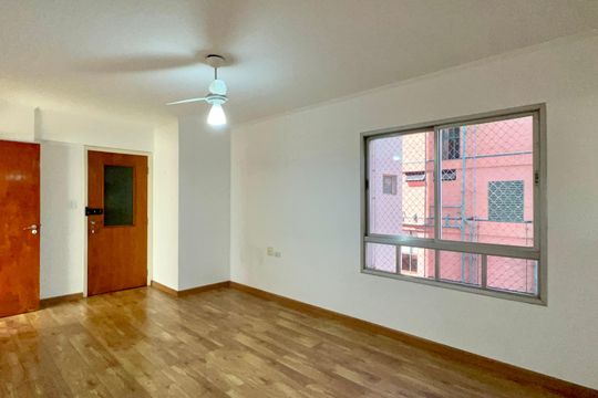 Sala de apartamento à venda com 2 quartos, 74m² em Pinheiros, São Paulo