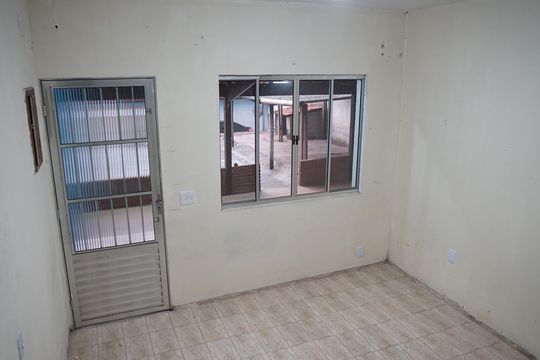 Casa à venda com 2 quartos, 250m² em Jardim Santa Ines, Guarulhos