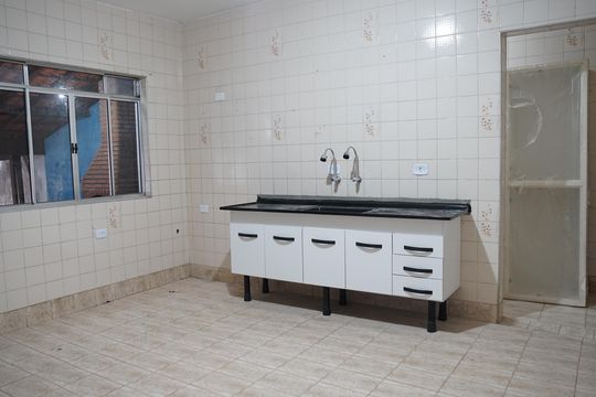 Cozinha de casa à venda com 2 quartos, 250m² em Jardim Santa Ines, Guarulhos
