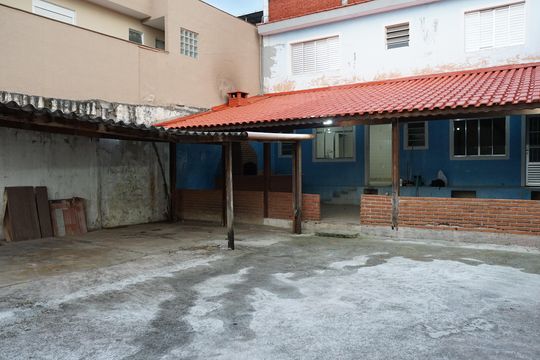 Garagem de casa à venda com 2 quartos, 250m² em Jardim Santa Ines, Guarulhos