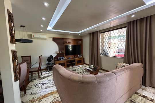 Sala de casa à venda com 5 quartos, 473m² em Maria da Graça, Rio de Janeiro