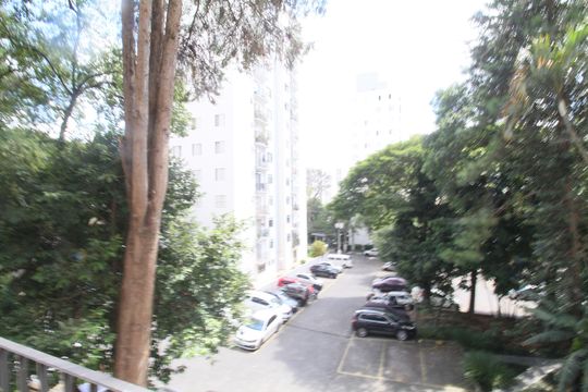 Vista de apartamento à venda com 2 quartos, 56m² em Jardim Umarizal, São Paulo