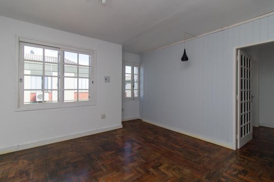 Sala de apartamento à venda com 3 quartos, 63m² em Medianeira, Porto Alegre