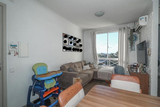 Sala de apartamento à venda com 2 quartos, 47m² em Mário Quintana, Porto Alegre