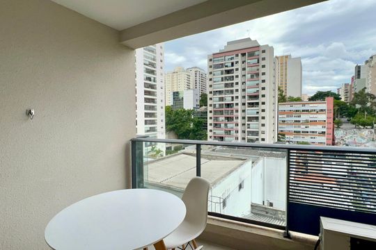 Varanda de kitnet/studio à venda com 1 quarto, 27m² em Cerqueira César, São Paulo
