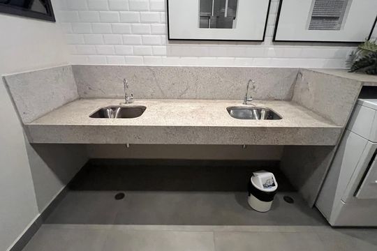 Lavanderia de kitnet/studio à venda com 1 quarto, 27m² em Cerqueira César, São Paulo