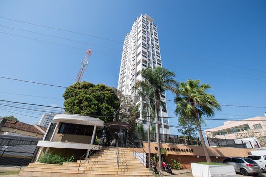 Fachada do Condomínio de apartamento para alugar com 2 quartos, 105m² em Centro, Taubaté