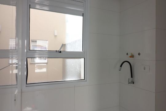 Área de Serviço de apartamento para alugar com 2 quartos, 68m² em Jardim das Quatro Marias, São Bernardo do Campo