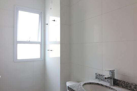 Quarto 1 - Suíte Banheiro  de apartamento para alugar com 2 quartos, 68m² em Jardim das Quatro Marias, São Bernardo do Campo
