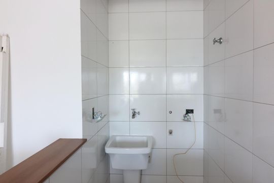 Cozinha e Área de Serviço de apartamento para alugar com 2 quartos, 52m² em Vila Judite, São Bernardo do Campo