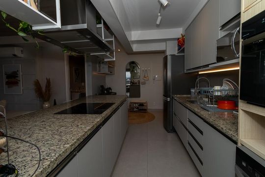 Cozinha de apartamento à venda com 2 quartos, 80m² em Vila Leopoldina, São Paulo