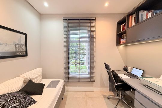 Escritório de casa de condomínio à venda com 3 quartos, 329m² em Jardim Santa Teresa, Jundiaí