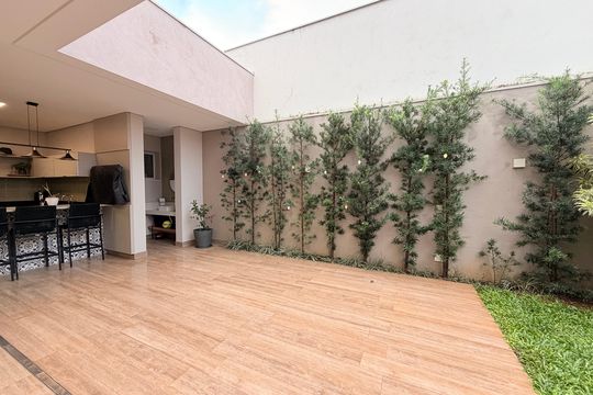 Quintal com área gourmet de casa de condomínio à venda com 3 quartos, 329m² em Jardim Santa Teresa, Jundiaí