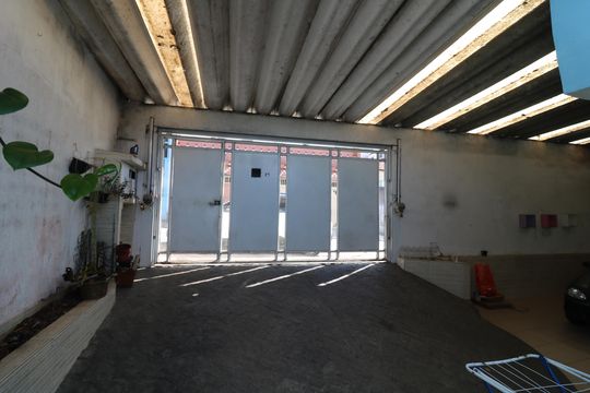 Garagem de casa à venda com 1 quarto, 60m² em Parque Santa Madalena, São Paulo