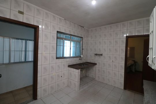 Cozinha de casa à venda com 1 quarto, 60m² em Parque Santa Madalena, São Paulo