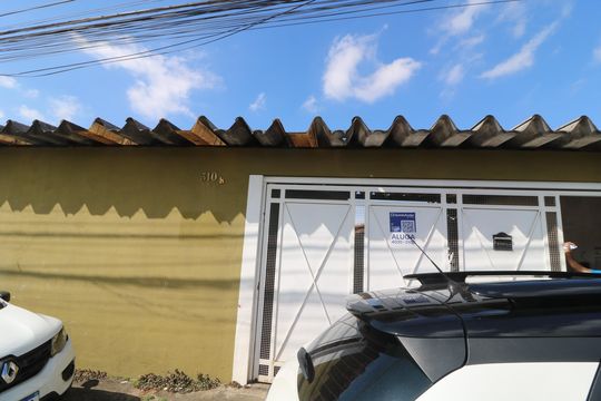 Fachada de casa à venda com 1 quarto, 60m² em Parque Santa Madalena, São Paulo