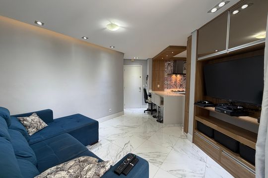 Sala de apartamento à venda com 2 quartos, 48m² em Jardim do Lago, Jundiaí
