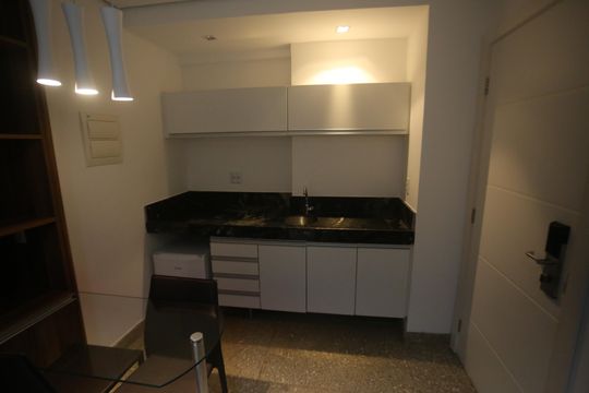 Cozinha de kitnet/studio à venda com 1 quarto, 30m² em Buritis, Belo Horizonte