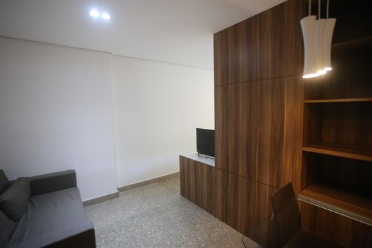 Sala de kitnet/studio à venda com 1 quarto, 30m² em Buritis, Belo Horizonte