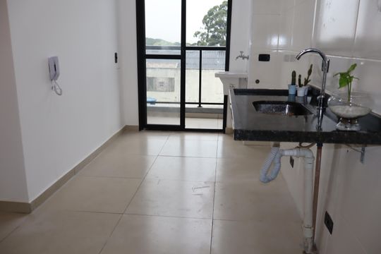 Cozinha de apartamento para alugar com 2 quartos, 45m² em Vila Fernandes, São Paulo