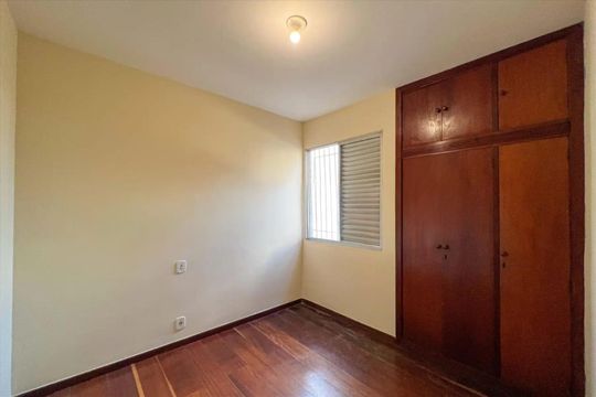 Quarto  de apartamento à venda com 3 quartos, 85m² em Floresta, Belo Horizonte