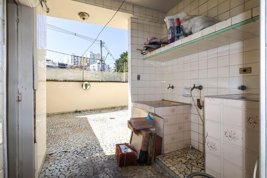Área de serviço de casa para alugar com 3 quartos, 212m² em Vila Mariana, São Paulo
